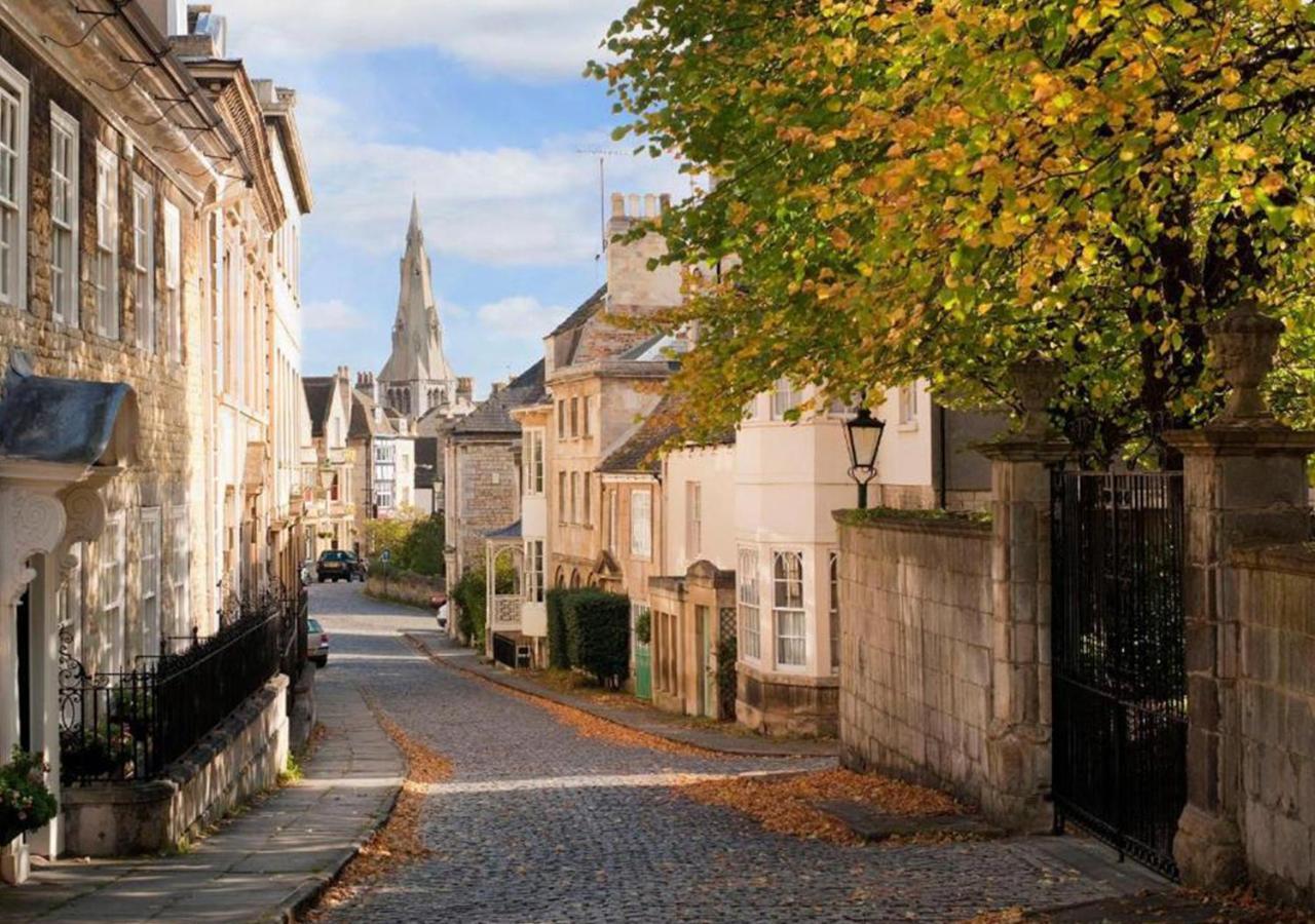 Stylish Townhouse, Work Desk, Fast Wi-Fi, Sleeps 6 Stamford Eksteriør bilde